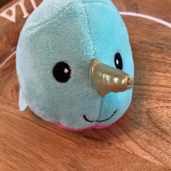Narwhal plushie set NEW aqua with pink embroidered hearts whale with tooth x6 - Picture 9 of 17